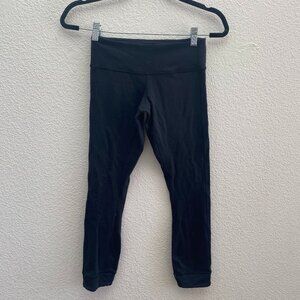 Lululemon Groove Crop Pants Leggings Black Low Rise 4 / 24 Inch Inseam LW6988S